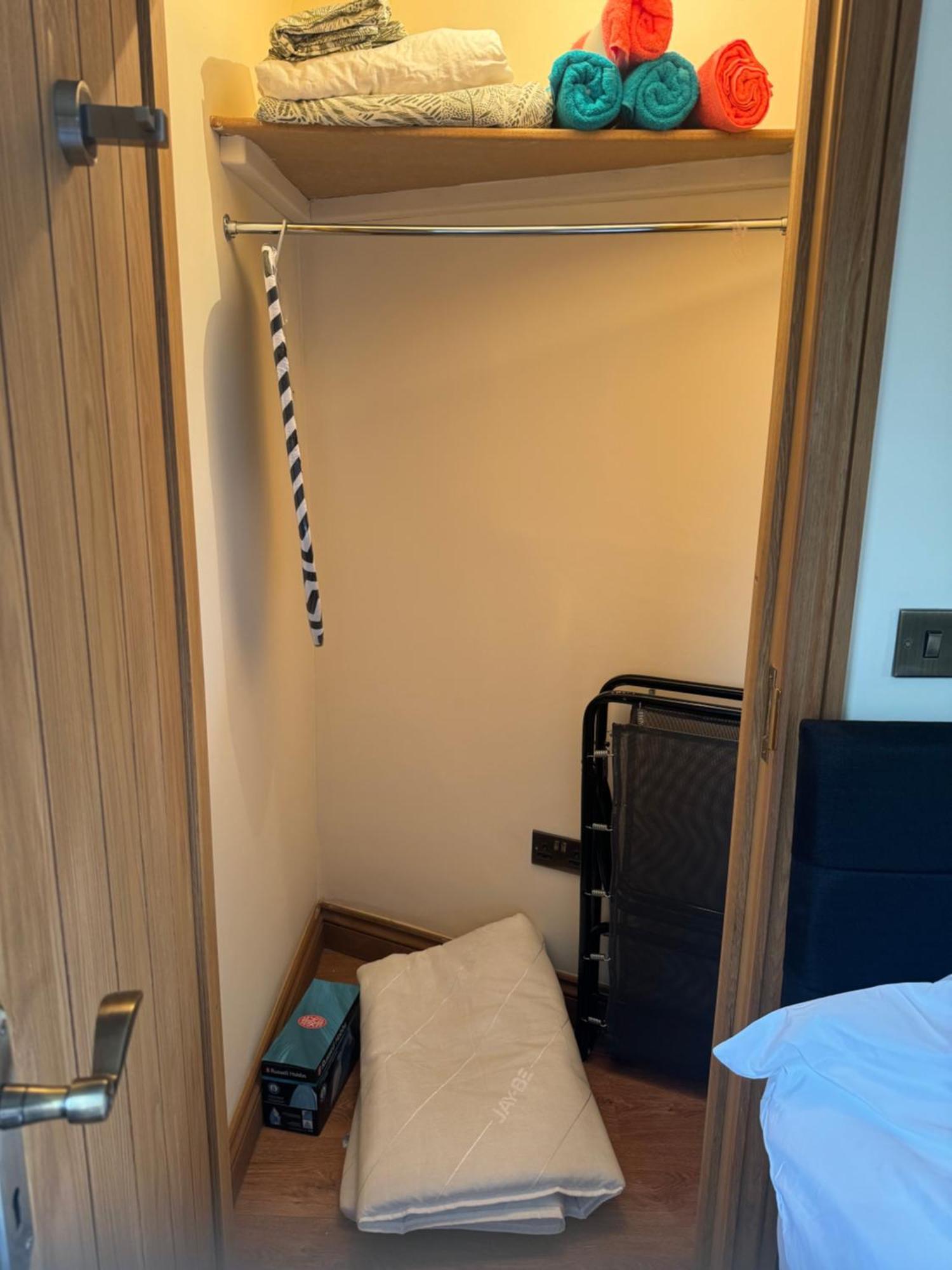 Cozy 1 Bedroom Near City Centre Cardiff Exterior photo